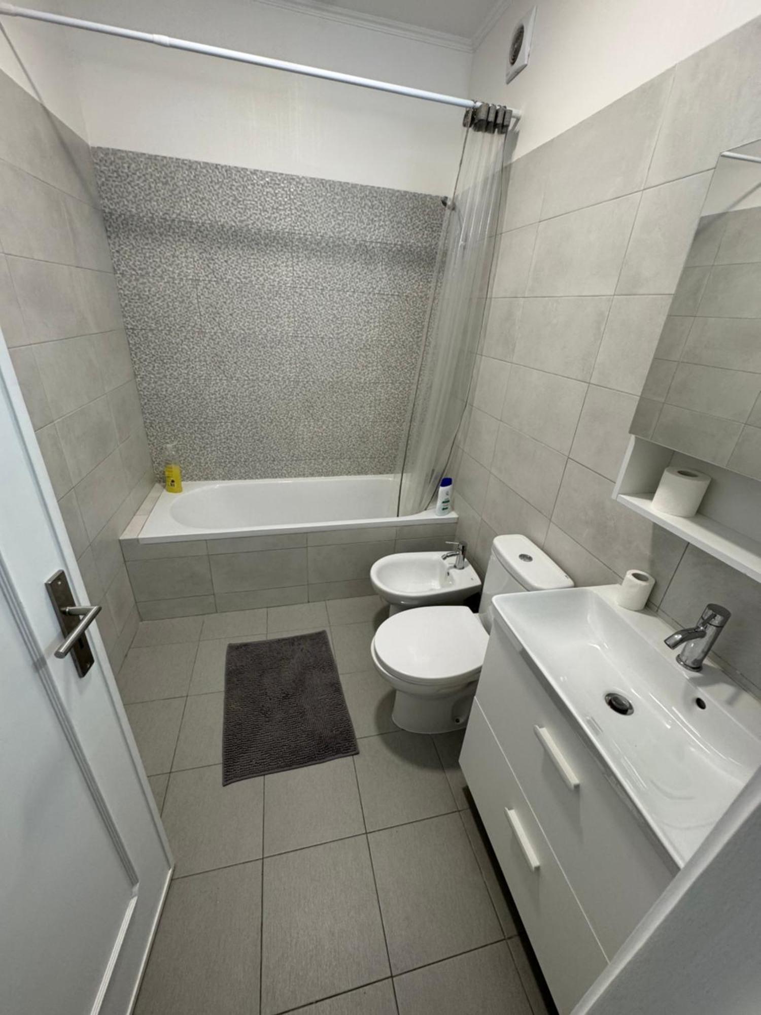 Room Alvalade リスボン エクステリア 写真